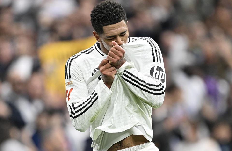 中国冰壶男队5连胜锁定循环赛前三 向米兰冬奥席位冲刺（中国冰壶男队豪取五连胜，稳居循环赛前三，冲击米兰冬奥名额）