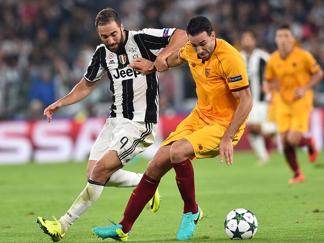 张外龙：向余望是中国足球未来的重要资源，我曾帮他重建信心（张外龙：向余望是国足未来的关键力量，我曾助他重拾信心）