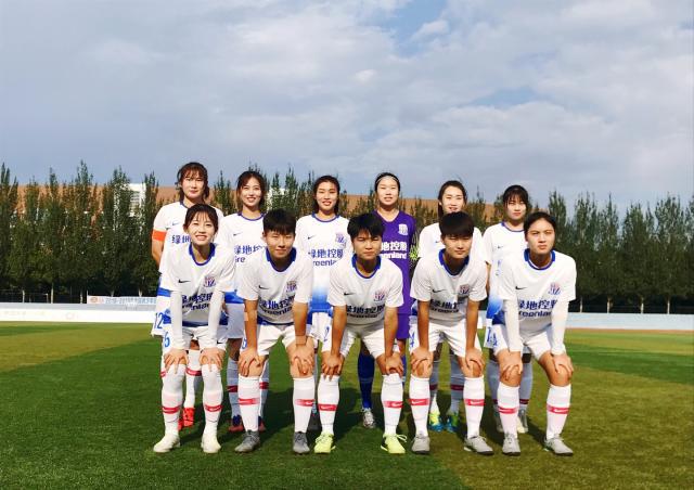 荷甲半场：特伦斯考建功，鹿特丹斯巴达暂0-1海伦芬（荷甲半场战报：特伦斯考破门，鹿特丹斯巴达暂0比1落后海伦芬）