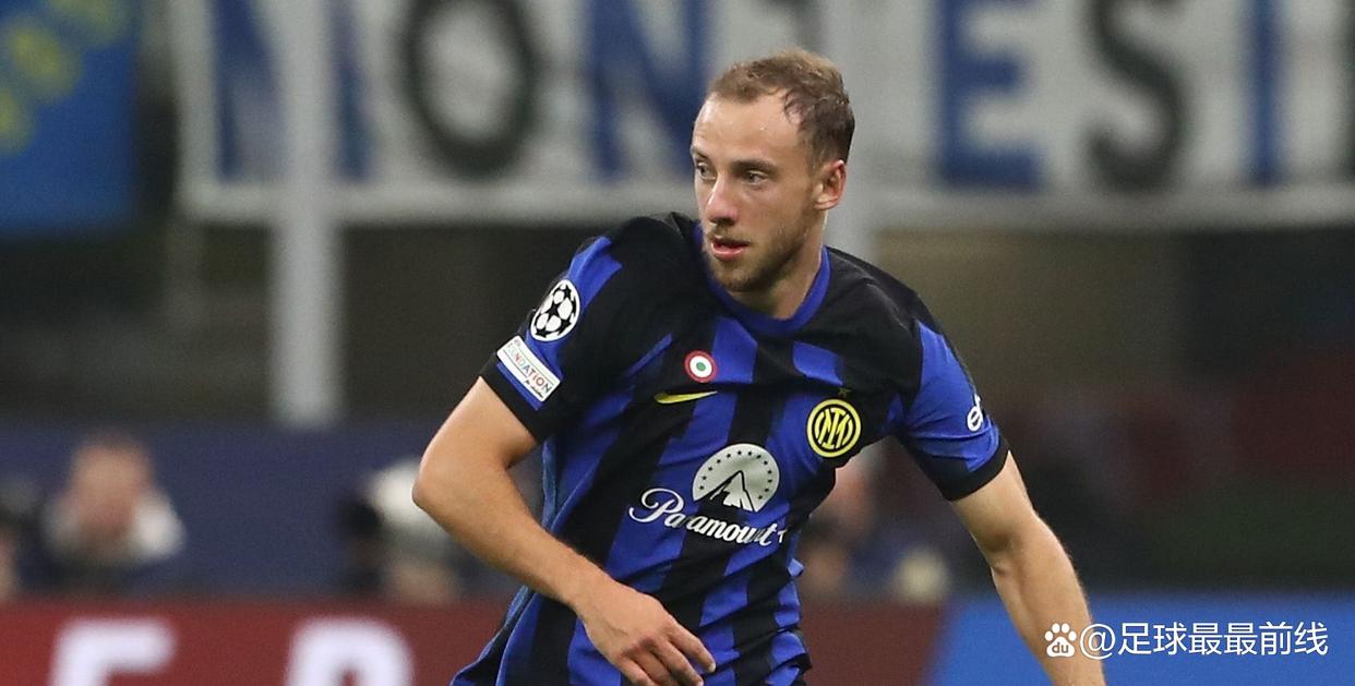 全市场：梅努是那不勒斯的首选，佩莱格里尼和米雷蒂也是候选（全市场：那不勒斯头号目标是梅努，佩莱格里尼与米雷蒂同为备选）