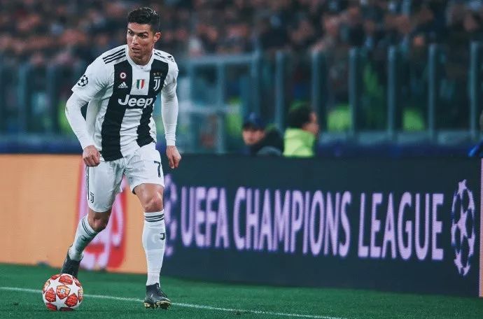 澳超前瞻：麦克阿瑟FC进攻不稳，布里斯班狮吼防守无解（澳超前瞻：麦克阿瑟FC进攻起伏不定，布里斯班狮吼防守固若金汤）