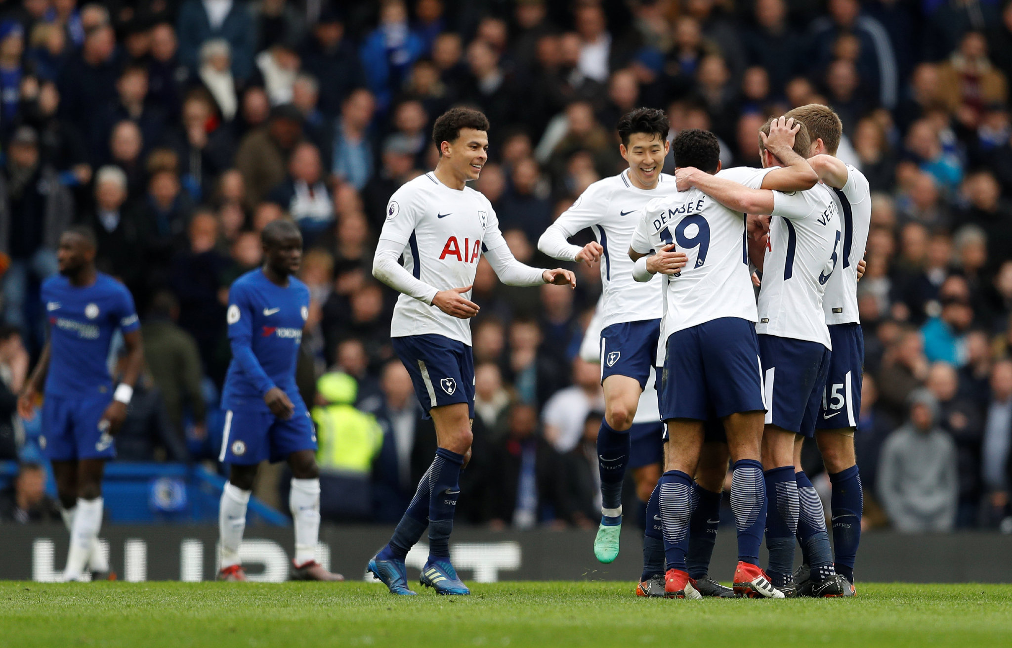 里程碑！武切维奇成为现役第15位得分破17000的球员（里程碑时刻！武切维奇生涯得分突破17000，跻身现役第15人）