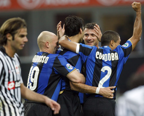 颜骏凌：赢下德比提升了我们的信心，球队每年的目标都是争冠（颜骏凌：德比胜利提振信心，球队年年剑指冠军）