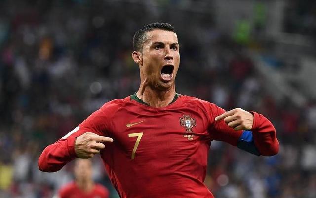 狂下三分雨！勇士首节命中8记三分，狂轰38分领先13分（三分如雨！勇士首节投进8记三分，单节38分轰出13分优势）