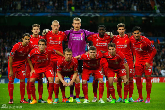 拼劲十足，多库17岁时曾与孔帕尼进行一对一单挑（17岁多库斗志十足，曾与孔帕尼上演一对一对决）