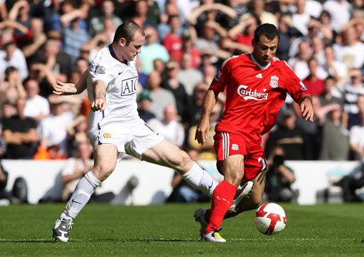 欧冠92年改制后戴帽数前10：梅西、C罗8次第1，姆巴佩5次第4（欧冠改制以来帽子戏法前十：梅西、C罗各8次并列第一，姆巴佩5次位列第4）